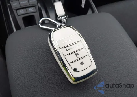 2025 Toyota Camry Le from USA, damaged, VIN 4T1DBADK5SU522109